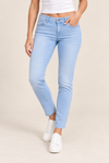Jeans bleu pâle à jambe étroite* seconde main - Lolë- La Penderie du Paradis