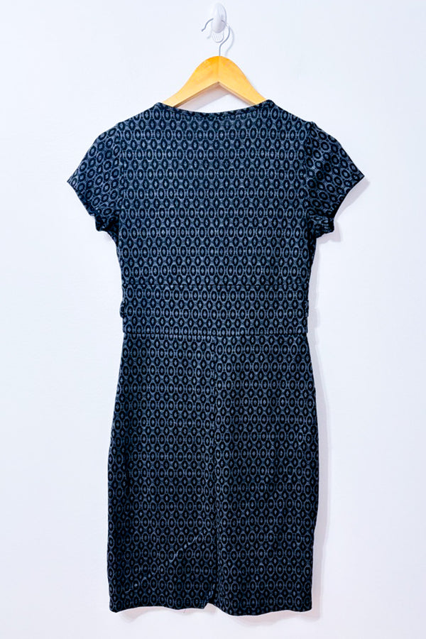 Gray knit dress(es)