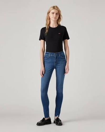 Jeans 710 Super Skinny (xs)-Levi's-La Penderie du Paradis 🕊