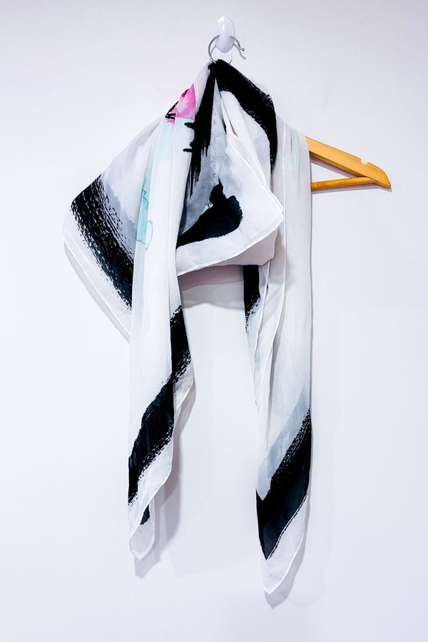 Foulard carré blanc motif visage abstrait seconde main - Autres- La Penderie du Paradis