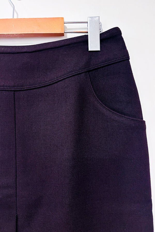 Plum skirt with pockets(s)