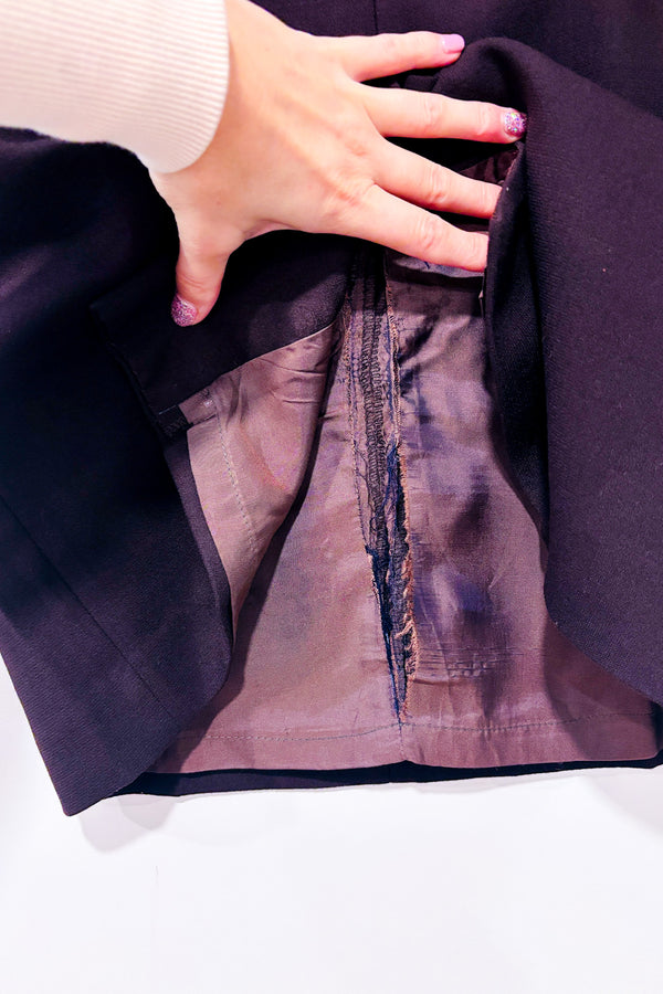 Plum skirt with pockets(s)