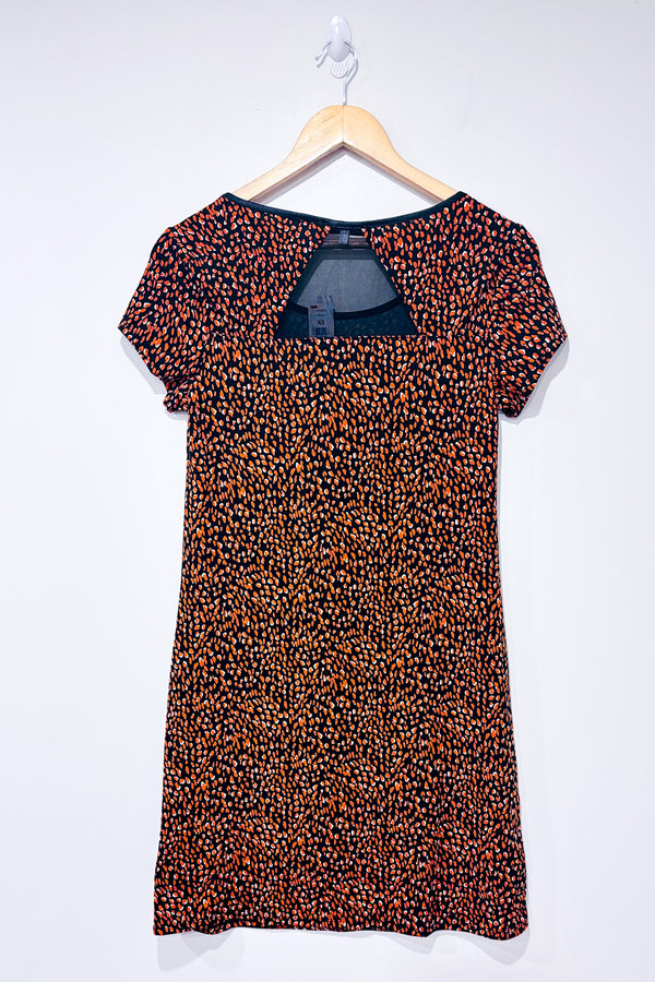 Robe noire avec motifs orangé (xs)-San Francisco-La Penderie du Paradis 🕊