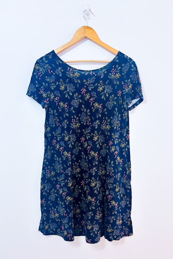 Robe d'été fluide fleurie marine seconde main - George- La Penderie du Paradis