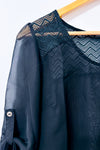 Blouse noire transparente à dos en dentelle seconde main - American Dream- La Penderie du Paradis