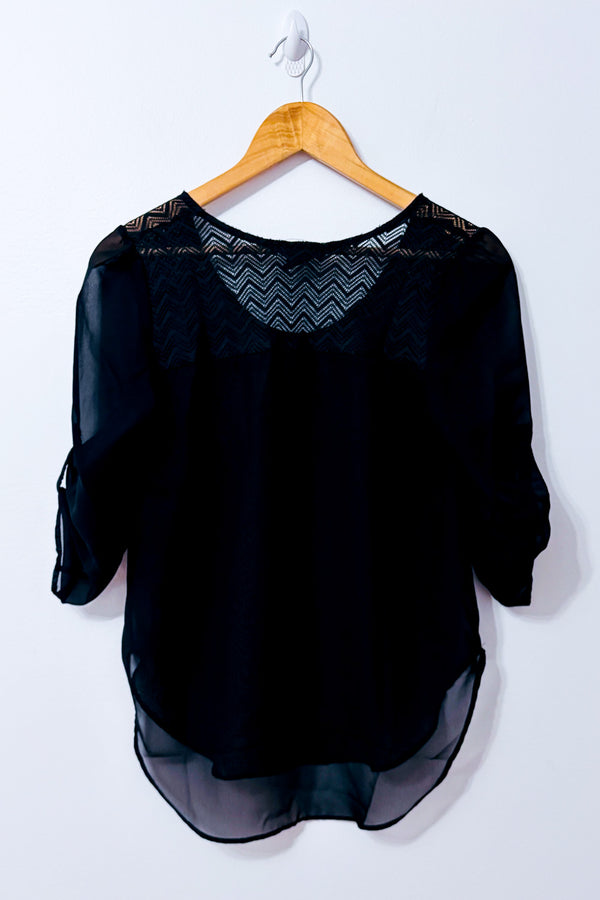 Blouse noire transparente à dos en dentelle seconde main - American Dream- La Penderie du Paradis