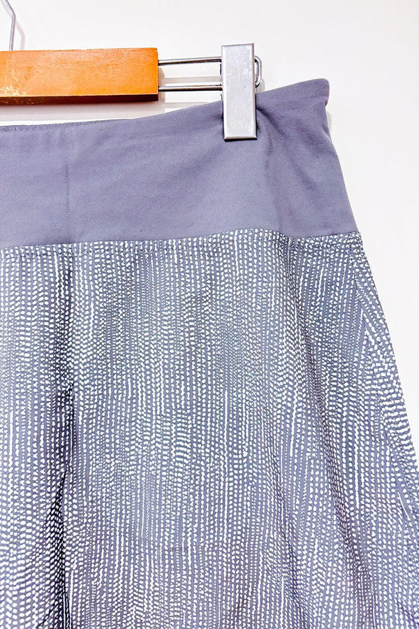 Jupe-short de sport grise seconde main - Tuff Athletics- La Penderie du Paradis