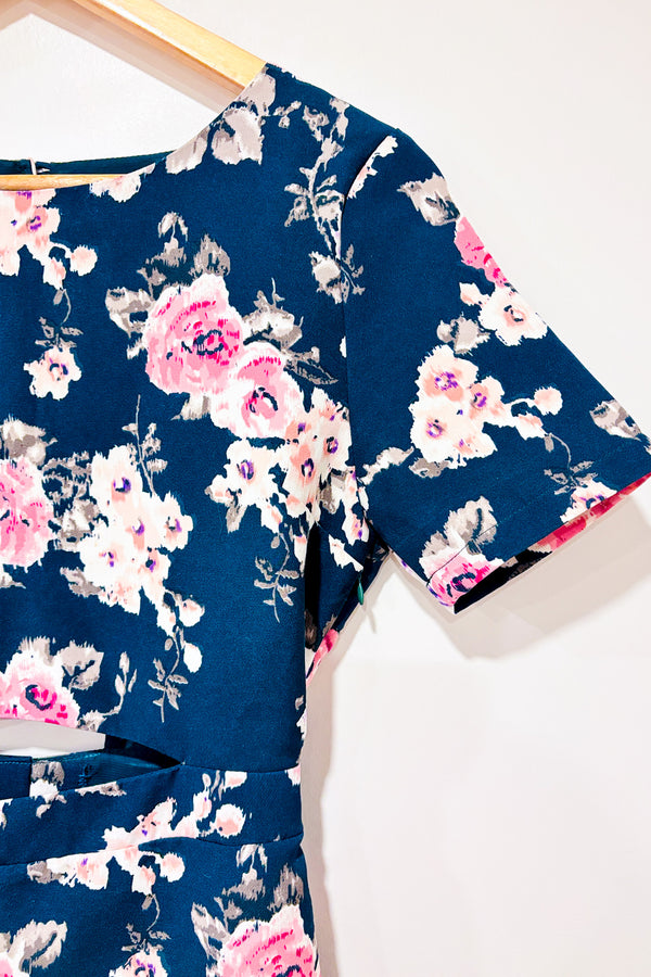 Robe émeraude et rose fleurie (xs)-Umgee-La Penderie du Paradis 🕊