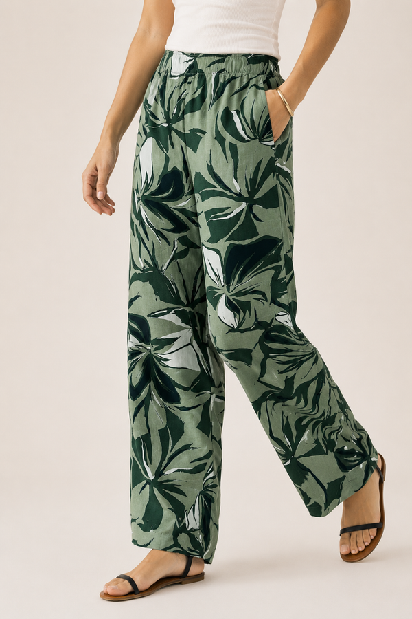 Pantalon fluide vert motif feuilles à taille élastique* seconde main - Reitmans- La Penderie du Paradis