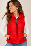 Veste matelassée rouge à capuchon sans manches* seconde main - Proportion Petite / Conrad C- La Penderie du Paradis