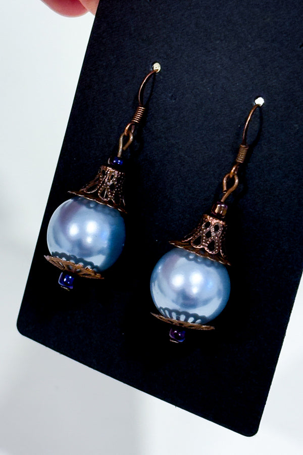 Boucles d'oreilles pendentif bille bleu pâle-Autres-La Penderie du Paradis 🕊