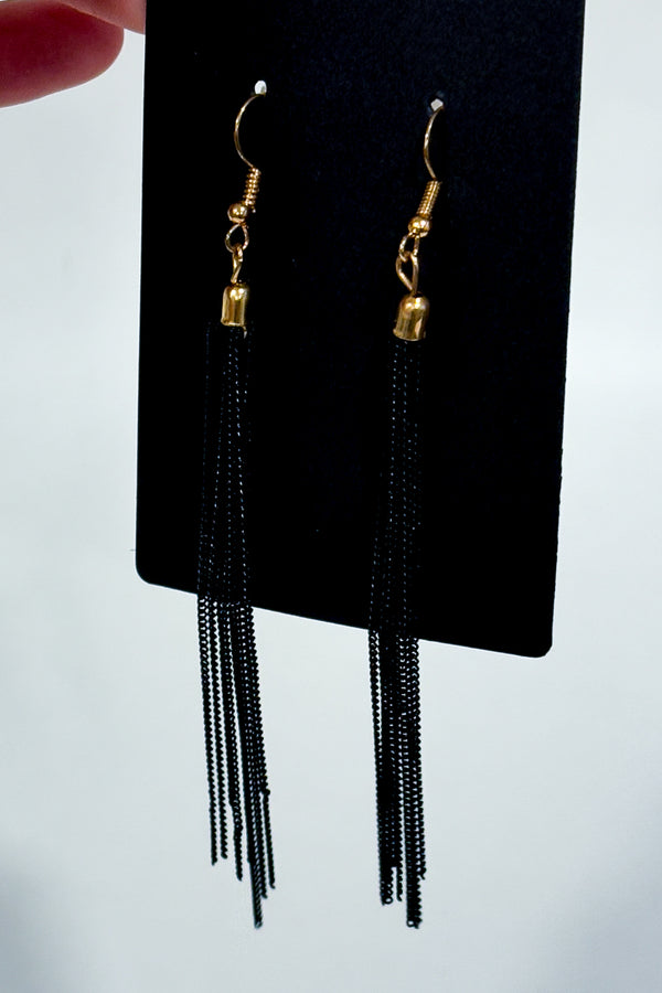 Boucles d'oreilles pendentif chaînes noires-Autres-La Penderie du Paradis 🕊