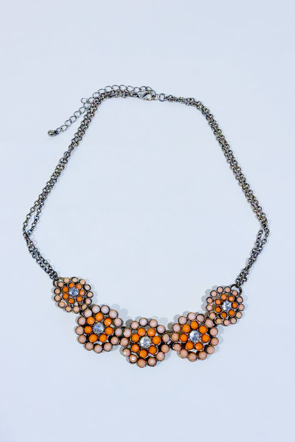 Collier argent avec fleurs corail seconde main - Autres- La Penderie du Paradis