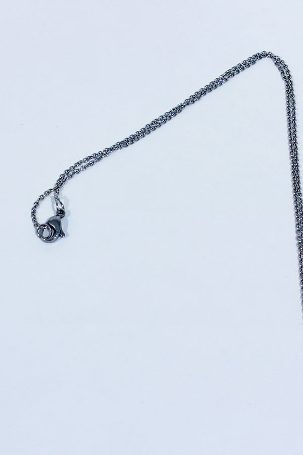 Collier argent avec fleur séchée seconde main - UNIQUE by M- La Penderie du Paradis