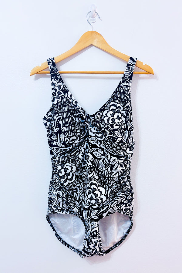 Maillot de bain une-pièce fleuri noir et blanc Tahitian Tribe* seconde main - Maxine of Hollywood- La Penderie du Paradis