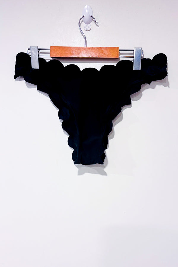 Bas de maillot de bain noir festonné Lara seconde main - Cupshe- La Penderie du Paradis