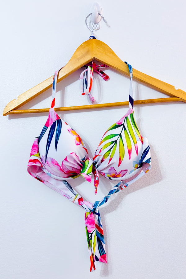 Haut de maillot de bain blanc fleuri avec armatures seconde main - SHEIN- La Penderie du Paradis