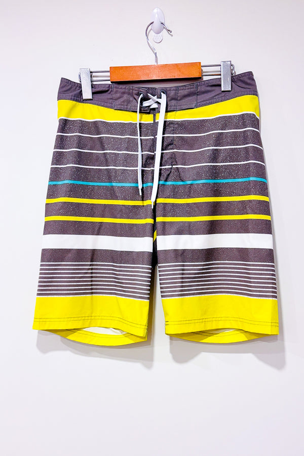 Board short gris et vert (s) - Homme-Bad Bones-La Penderie du Paradis 🕊