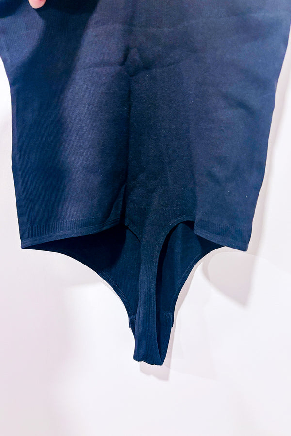 Bodysuit noir sculptant à bretelles croisées (m/l)-HeyShape-La Penderie du Paradis 🕊