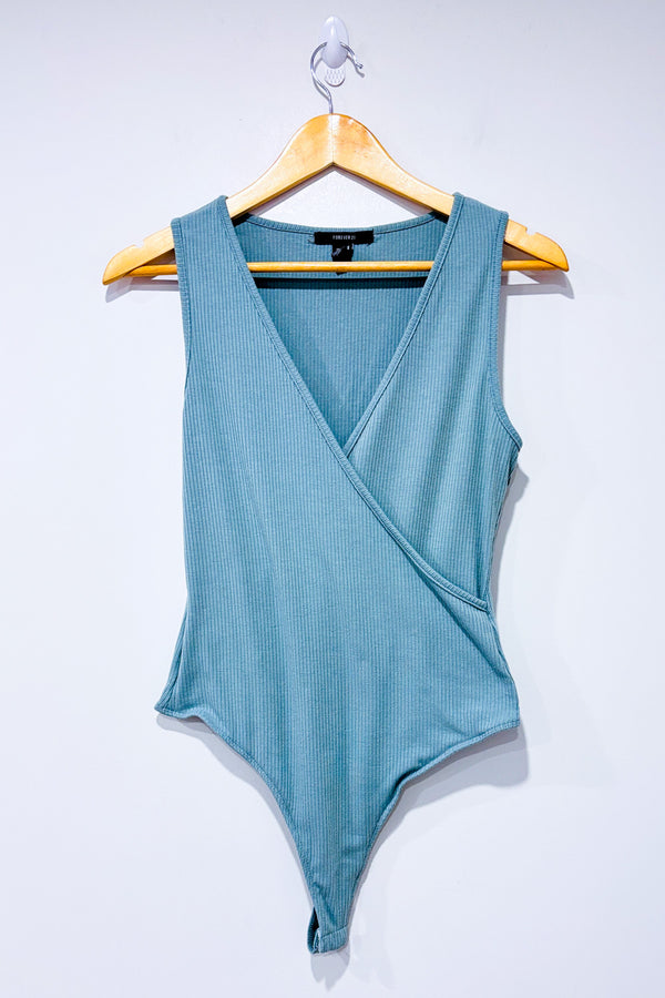 Bodysuit vert côtelé seconde main - Forever21- La Penderie du Paradis