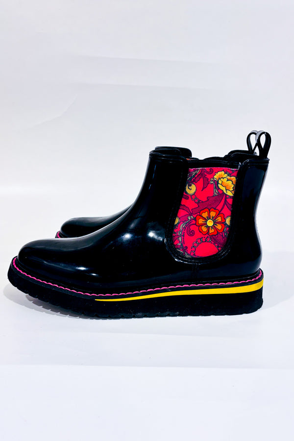 Bottes de pluies noires fleuries* seconde main - Cougar- La Penderie du Paradis