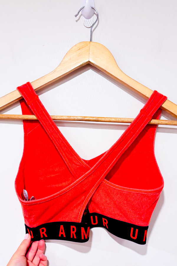 Top de sport corail et noir (s)-Under Armour-La Penderie du Paradis 🕊