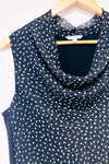 Haut noir à pois ave col fluide (m)-Reitmans-La Penderie du Paradis 🕊