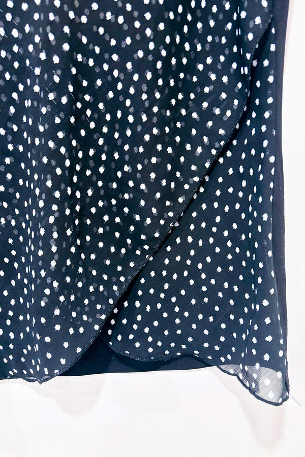 Haut noir à pois ave col fluide (m)-Reitmans-La Penderie du Paradis 🕊