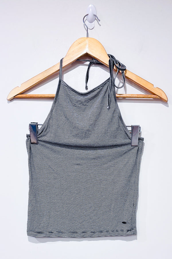 Camisole noire et blanche rayée à haut licou (s)-American Eagle-La Penderie du Paradis 🕊