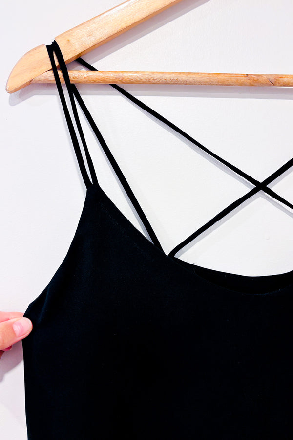 Camisole noire fluide bretelles croisées (xs)-H.C.M.II-La Penderie du Paradis 🕊