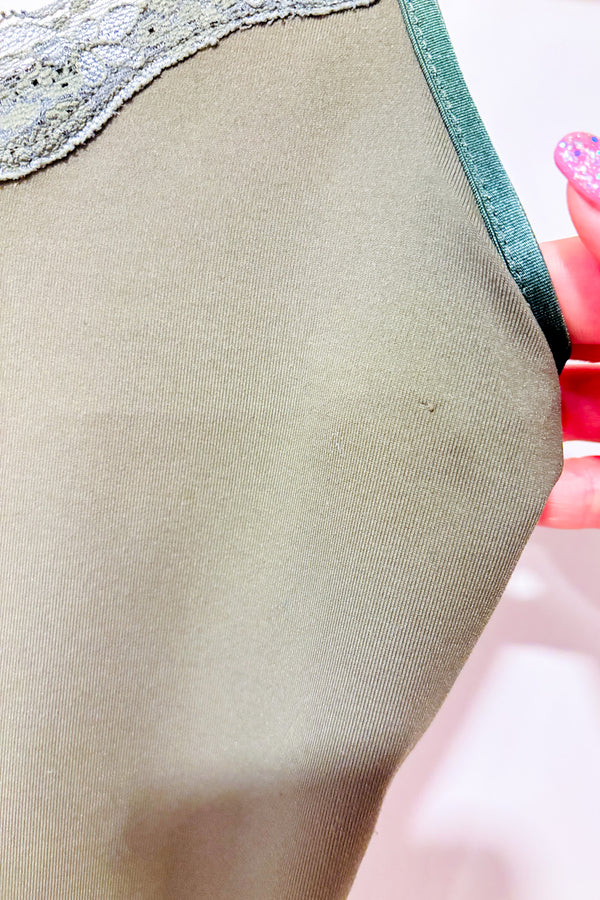 Camisole kaki basic avec dentelle (xs) seconde main - RW&CO.- La Penderie du Paradis