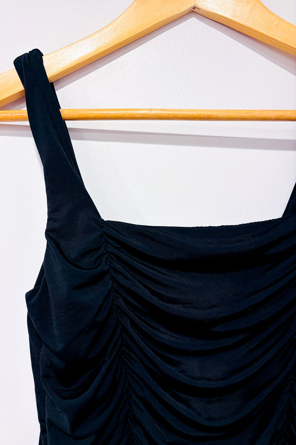 Camisole courte plissée noire seconde main - Live in the moment- La Penderie du Paradis