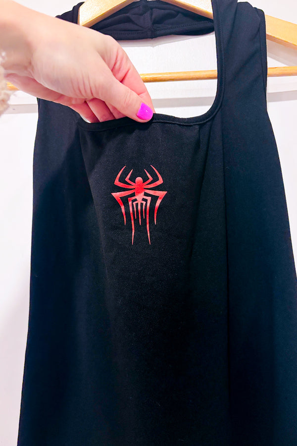 Camisole noire avec araignée rouge haut licou seconde main - SHEIN- La Penderie du Paradis