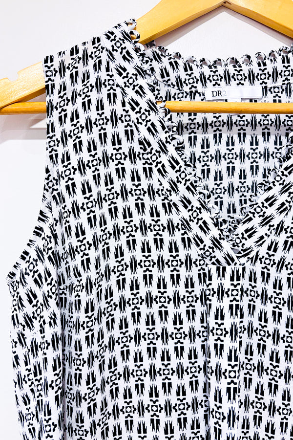 Blouse noire et blanche à motifs* seconde main - DR2- La Penderie du Paradis