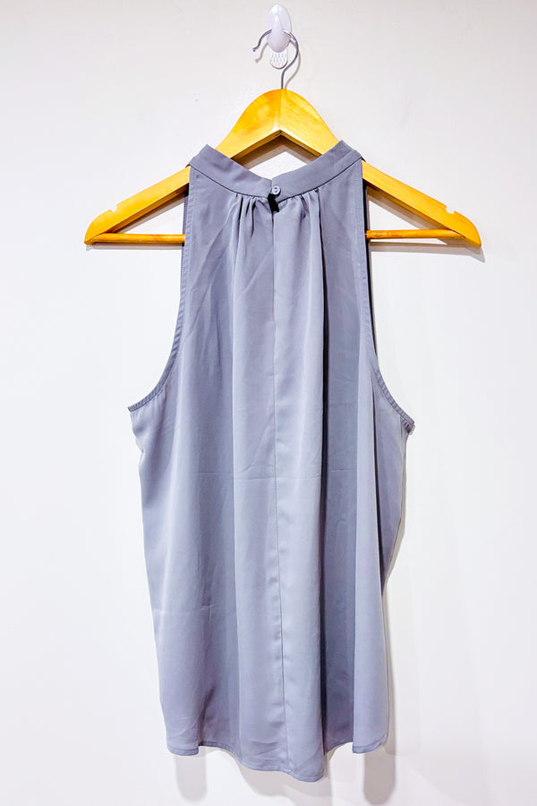 Haut gris sans manche haut licou seconde main - Halara- La Penderie du Paradis