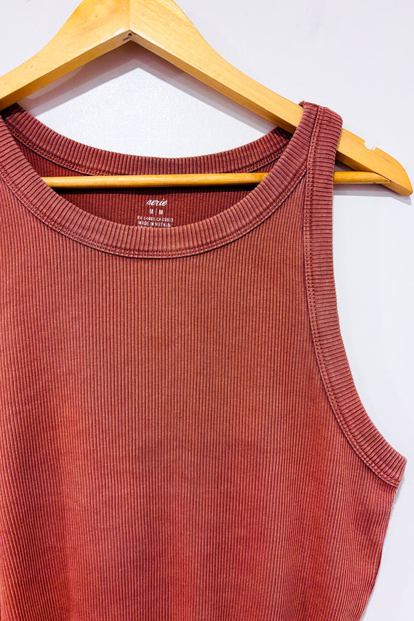Camisole côtelée taupe seconde main - Aerie- La Penderie du Paradis