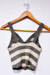 Camisole courte vert sauge et crème rayée en tricot seconde main - NOBO- La Penderie du Paradis