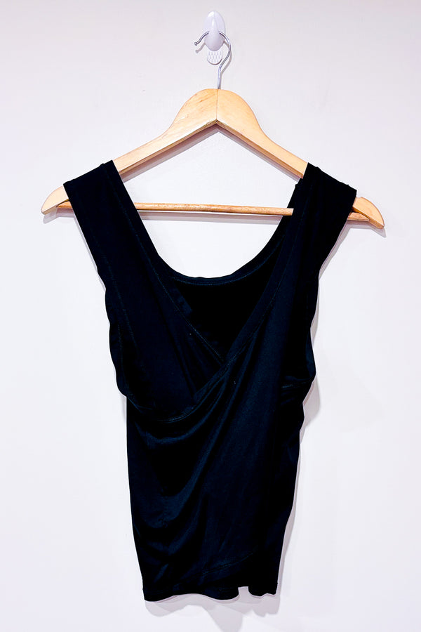 Camisole de sport noire avec dos croisé (s)-Tag-La Penderie du Paradis 🕊