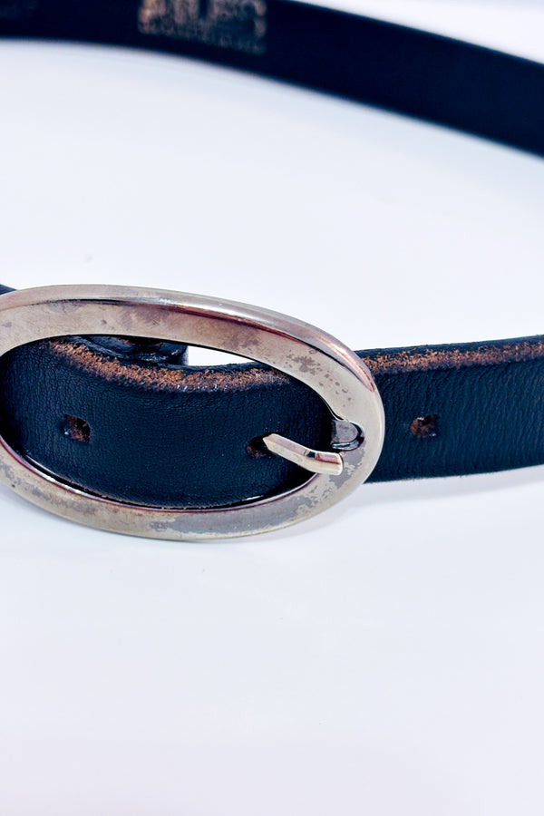 Ceinture noire en cuir avec boucle ovale seconde main - Les Ailes De La Mode- La Penderie du Paradis
