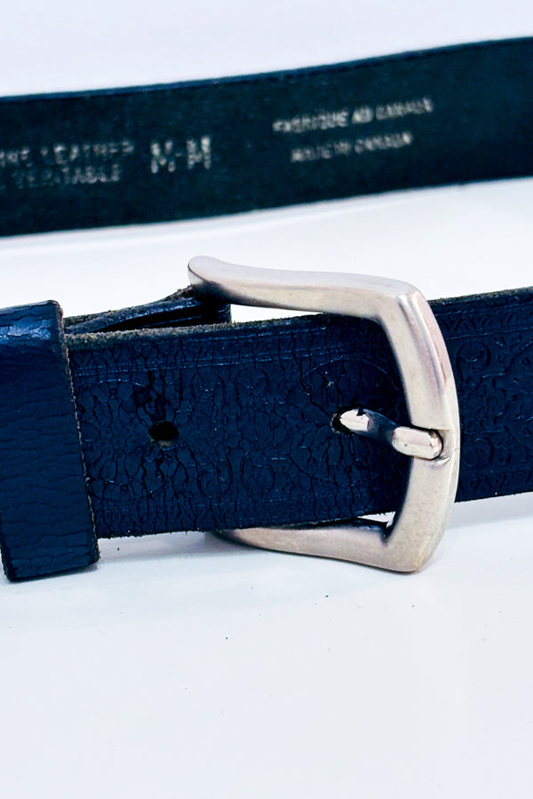 Ceinture noire fleurie texturée en cuir véritable seconde main - Grenier- La Penderie du Paradis