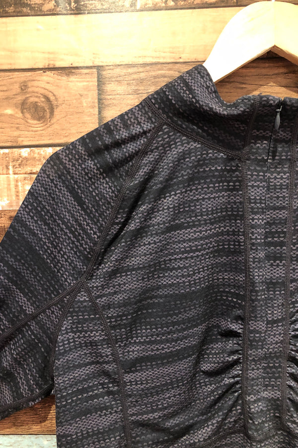 Chandail de sport gris avec col haut et zip (xl) seconde main Paradox
