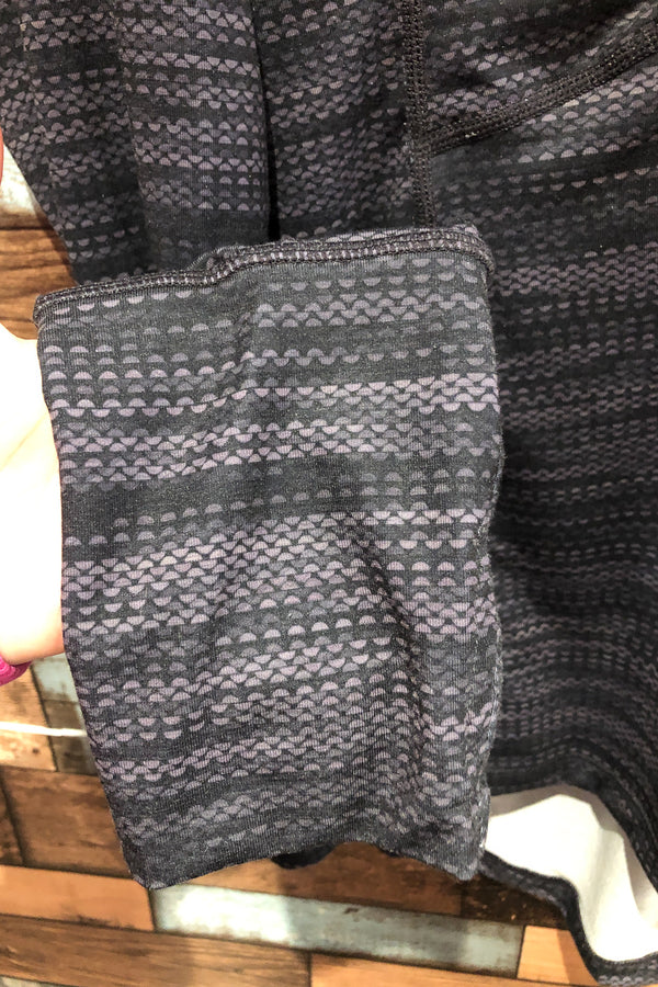 Chandail de sport gris avec col haut et zip (xl) seconde main Paradox