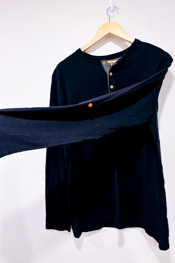 Chandail noir (xl) - Homme-Simons-La Penderie du Paradis 🕊