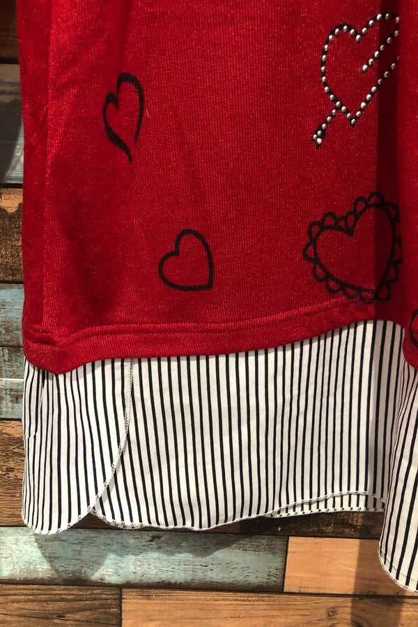 Chandail rouge ''Love'' avec bande rayée noire et blanche au bas (xl) seconde main Grenier