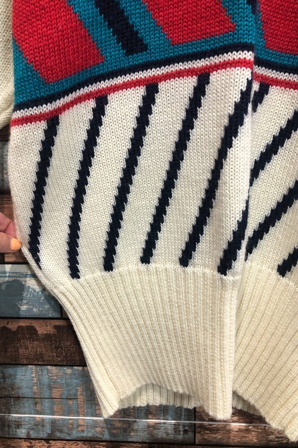 Chandail vintage beige en tricot avec motifs rouges et bleus (s/m) seconde main Autres