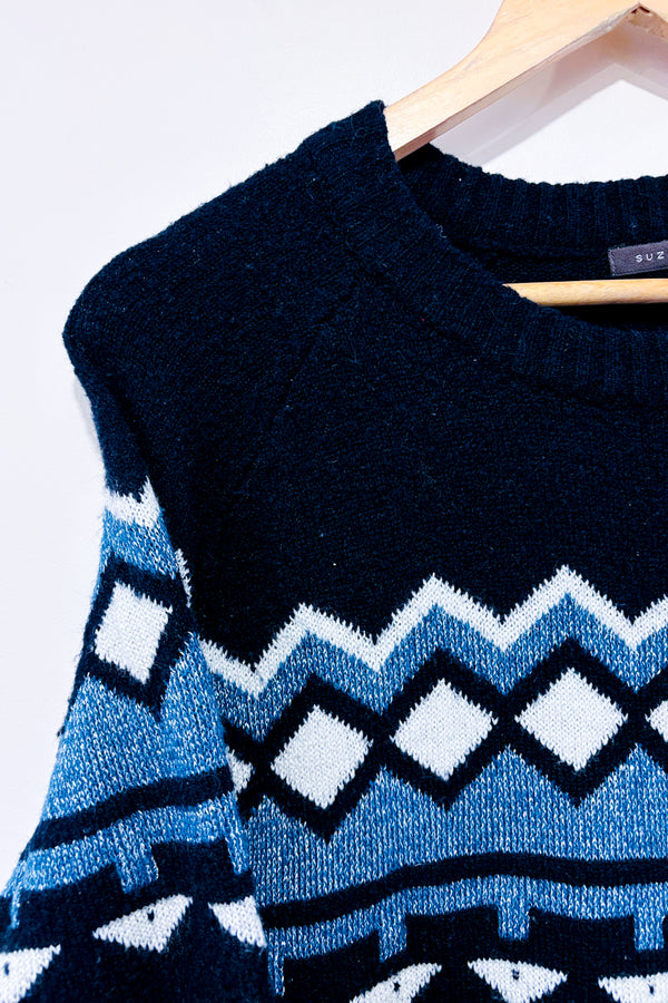 Chandail marine en tricot (m)-Suzy Shier-La Penderie du Paradis 🕊