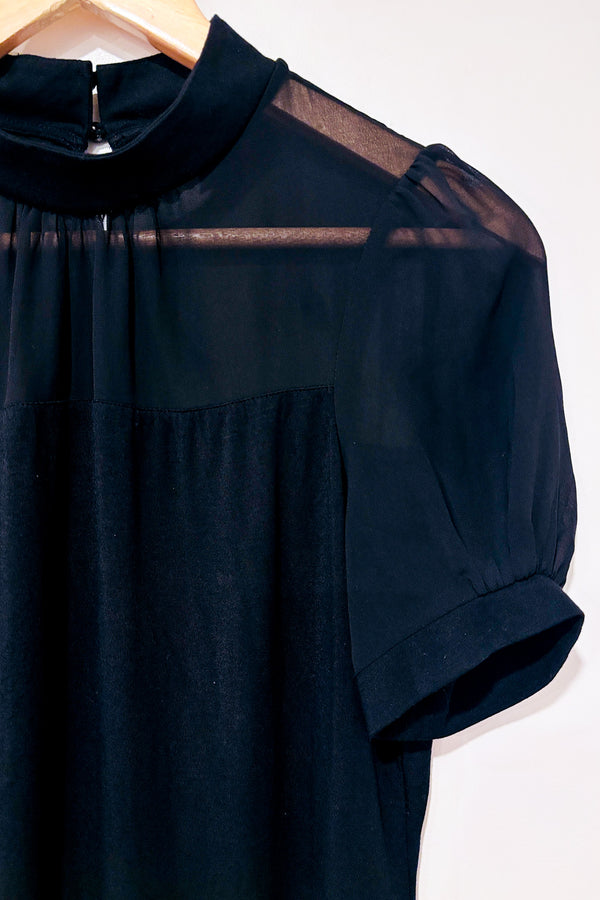 T-shirt noir avec maille (m)-RW&CO.-La Penderie du Paradis 🕊