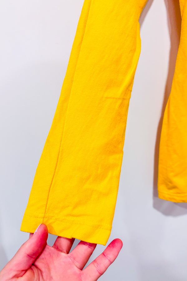 Chandail jaune avec perles au col (l)-Ginger-La Penderie du Paradis 🕊
