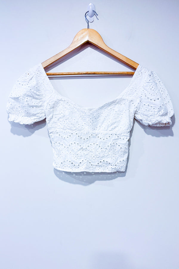 Haut blanc broderie anglaise avec manches bouffantes (s)-SWS Streetwear Society-La Penderie du Paradis 🕊