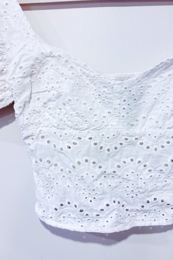 Haut blanc broderie anglaise avec manches bouffantes (s)-SWS Streetwear Society-La Penderie du Paradis 🕊